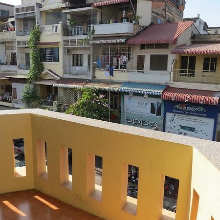 Jun Jun Guesthouse Phnom Penh Zewnętrze zdjęcie